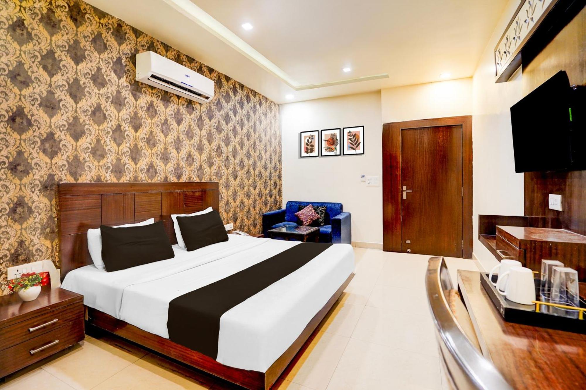 Super Townhouse Lalghati Near Airport Bhopal Buitenkant foto